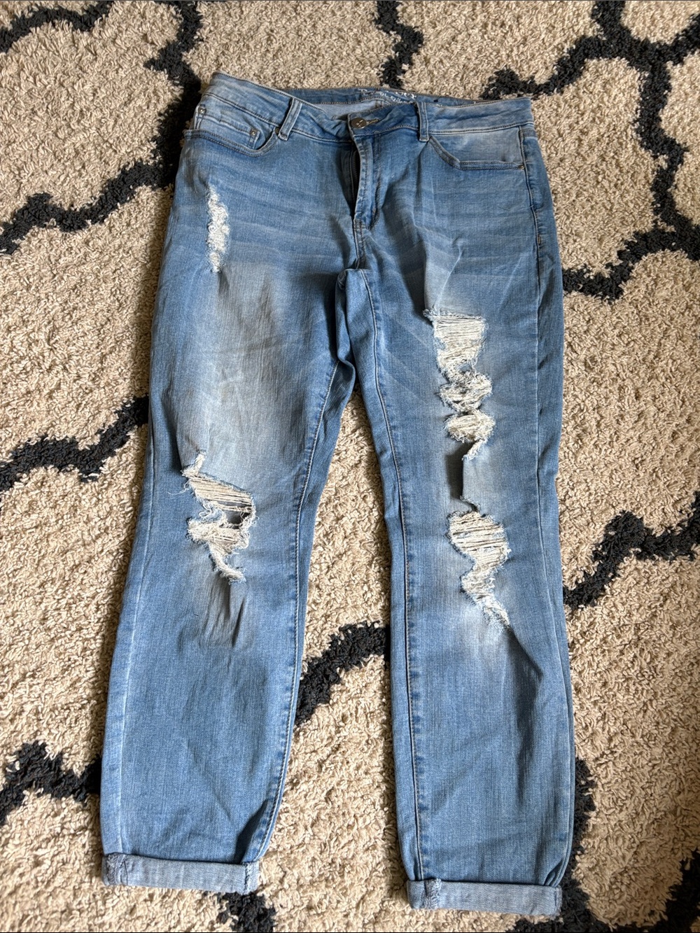 Resfeber Women's Light Blue Ripped Boyfriend Jeans